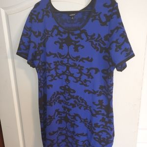 Torrid size 4 blue damask print mini